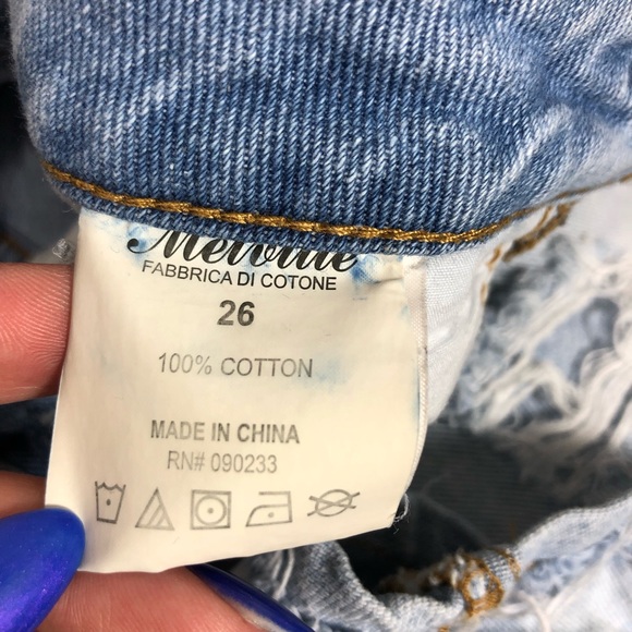 Brandy Melville High Rise Shorts - Picture 5 of 8